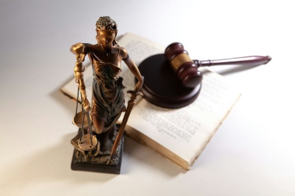 Top choix d'avocats spécialisés en droit du travail à Versailles